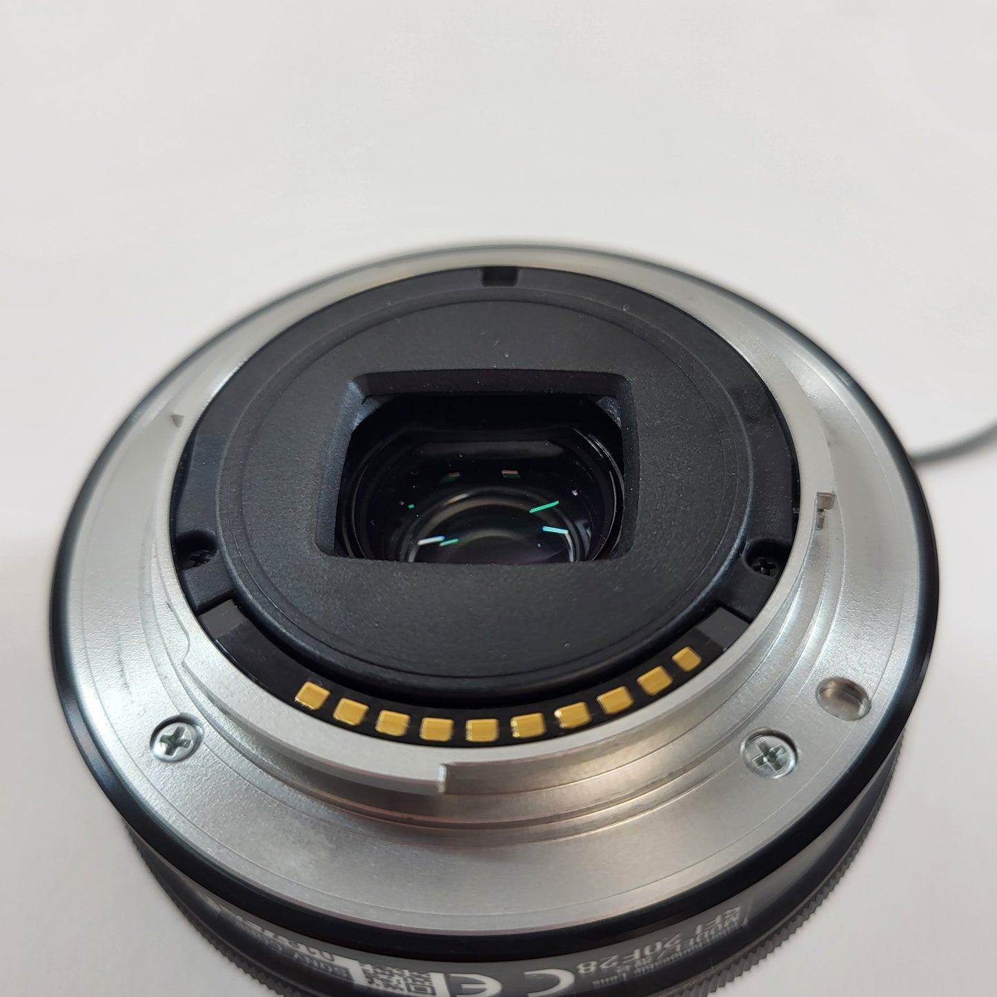 Sony SEL20F28 20mm f/2.8 E-Mount  APS-C SEL20F28 Auto & Manual Lens