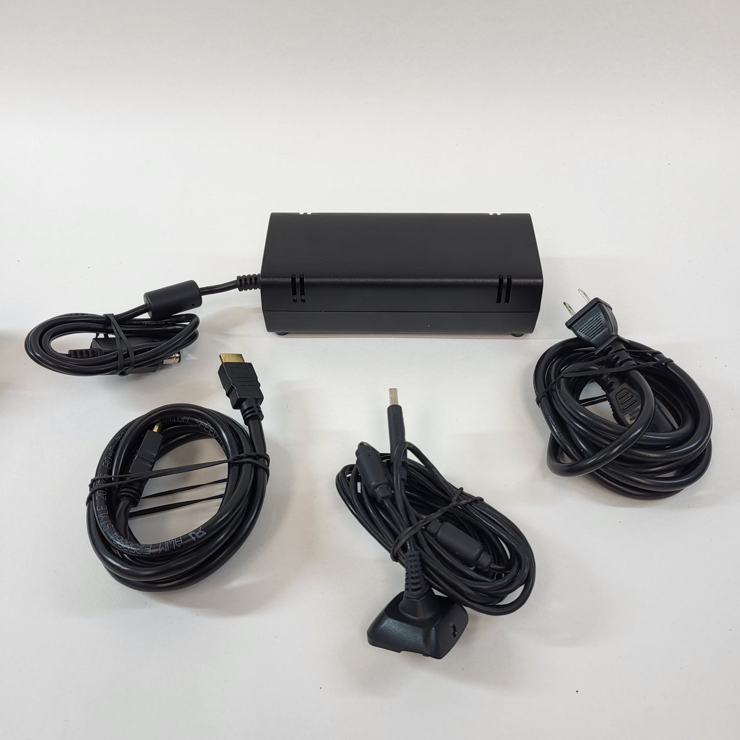 Microsoft Xbox 360 S 4GB Console Gaming System Black 1439