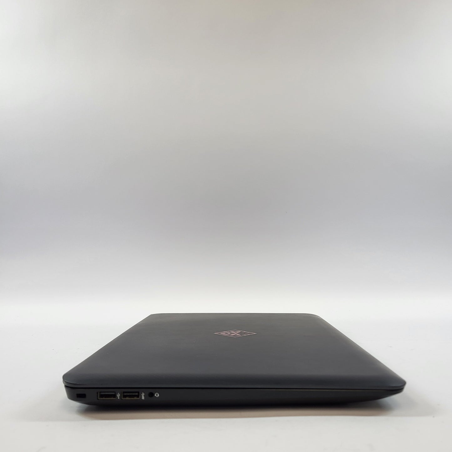 HP Laptop 15.3 I7-6700HQ 2.6GHz 8GB RAM 128GB SSD 1TB HDD GeForce GTX 960M