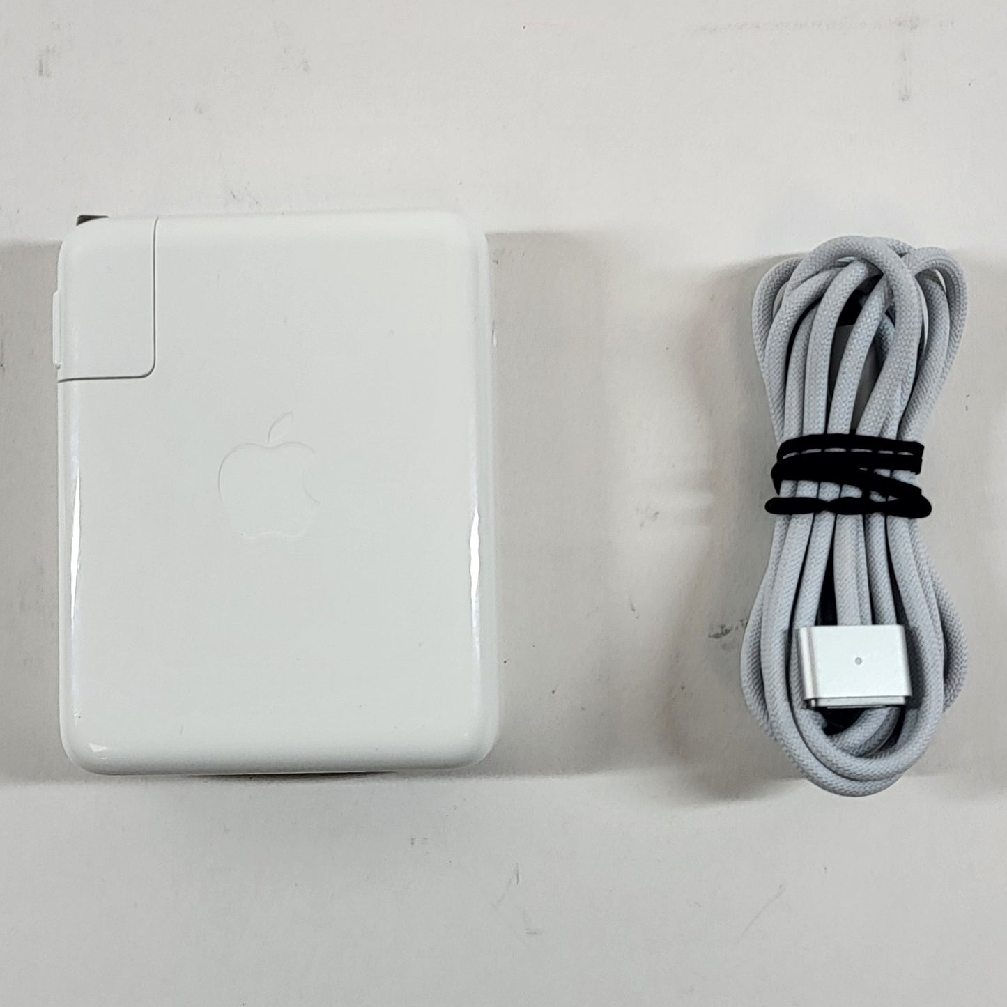2021 Apple MacBook Pro 16" M1 Max 32C GPU 3.2GHz 32GB RAM 1TB SSD MK1A3LL/A