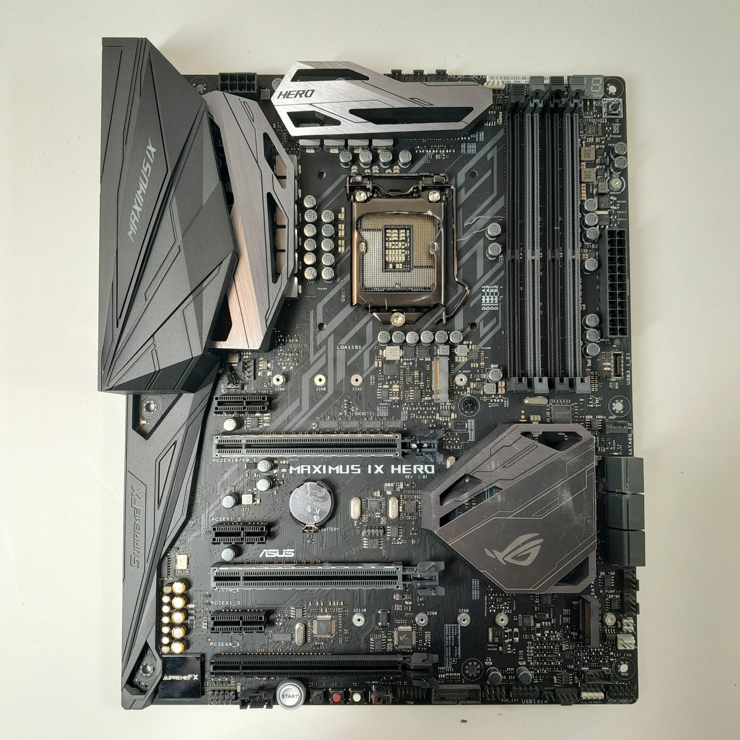Asus ROG MAXIMUS IX HERO LGA 1151 ATX Intel DDR4 Motherboard