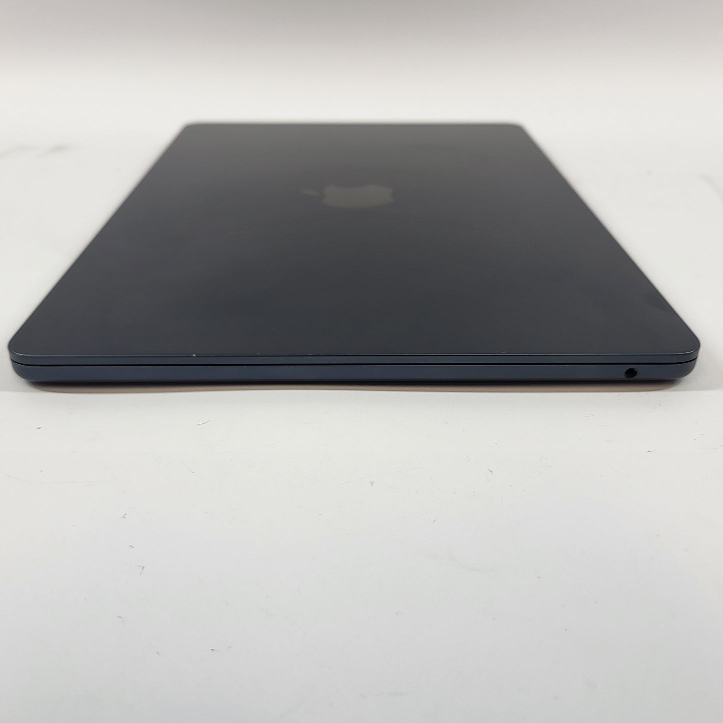 2022 Apple MacBook Air 13.6" M2 8C GPU 3.5GHz 8GB RAM 256GB SSD MLY33BZ/A