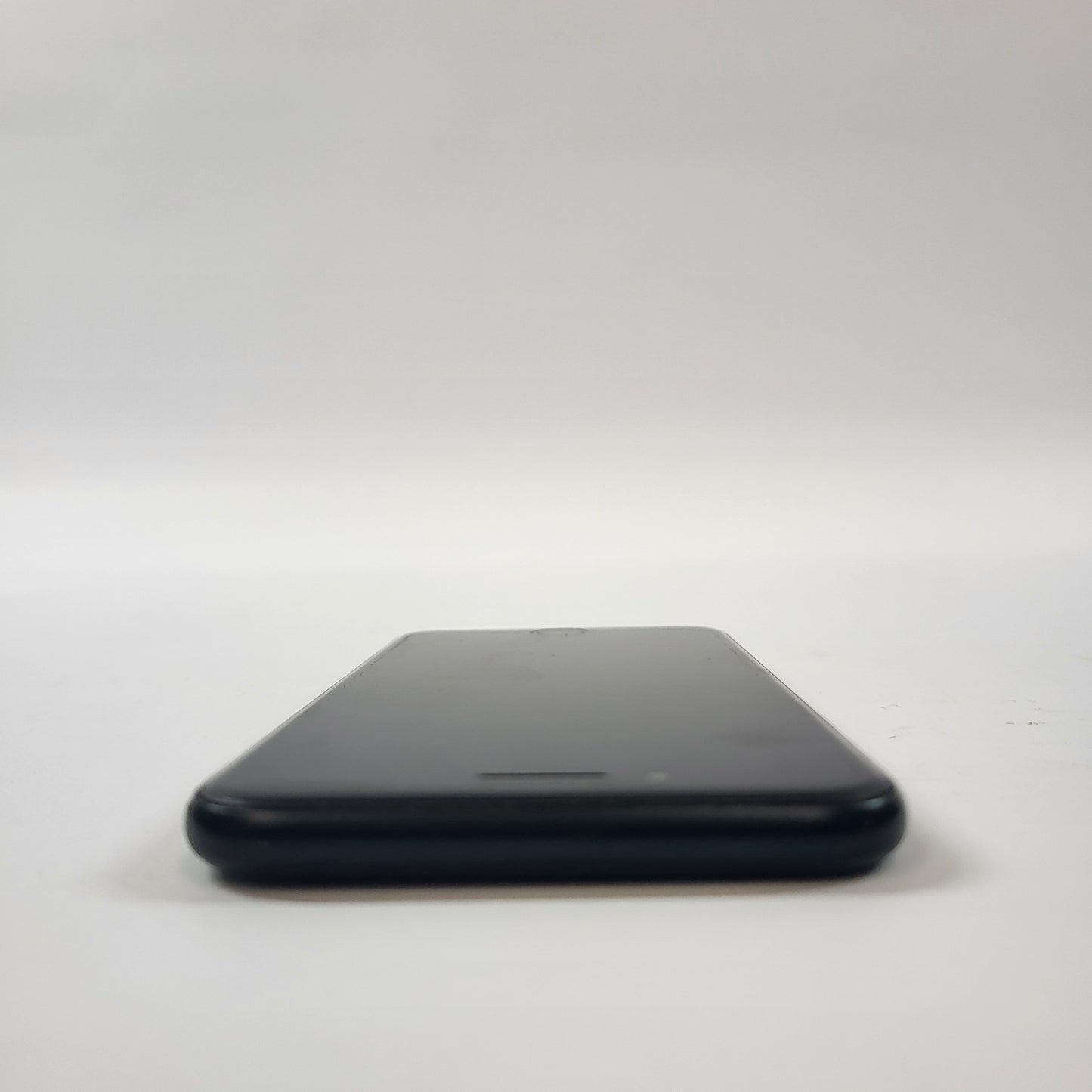 Factory Unlocked Apple iPhone SE 3rd Gen 64GB Black MMX53LL/A