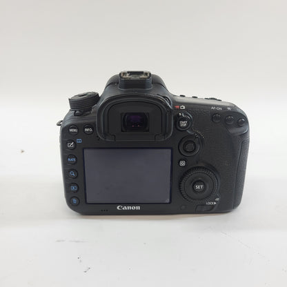 Canon EOS 7D Mark II 20.2MP Digital SLR DSLR Camera
