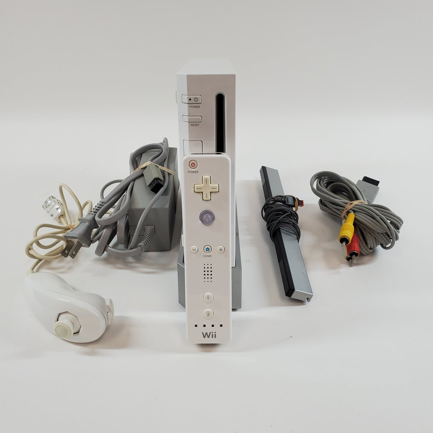 Nintendo Wii Video Game Console RVL-001 White