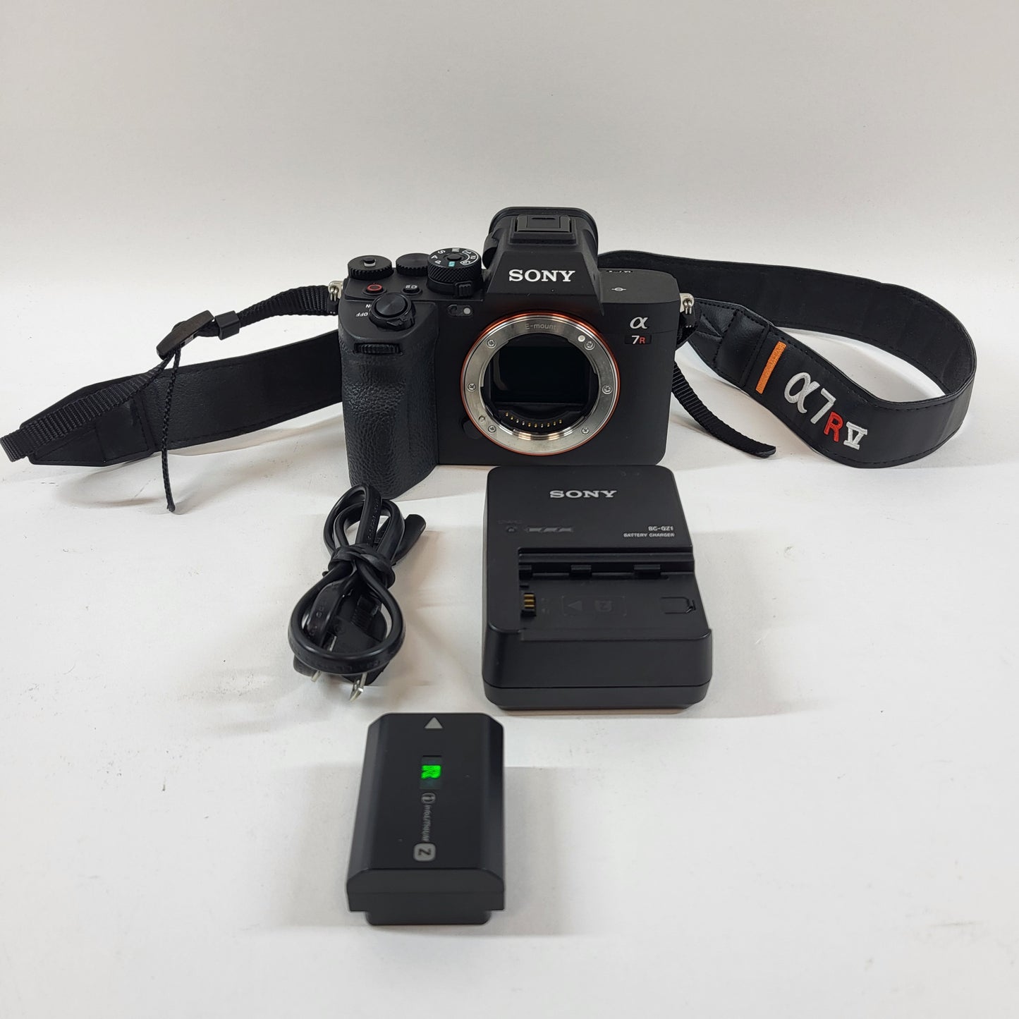 Sony Alpha A7R V 61MP Mirrorless Digital Camera 1496 Shutter Count READ