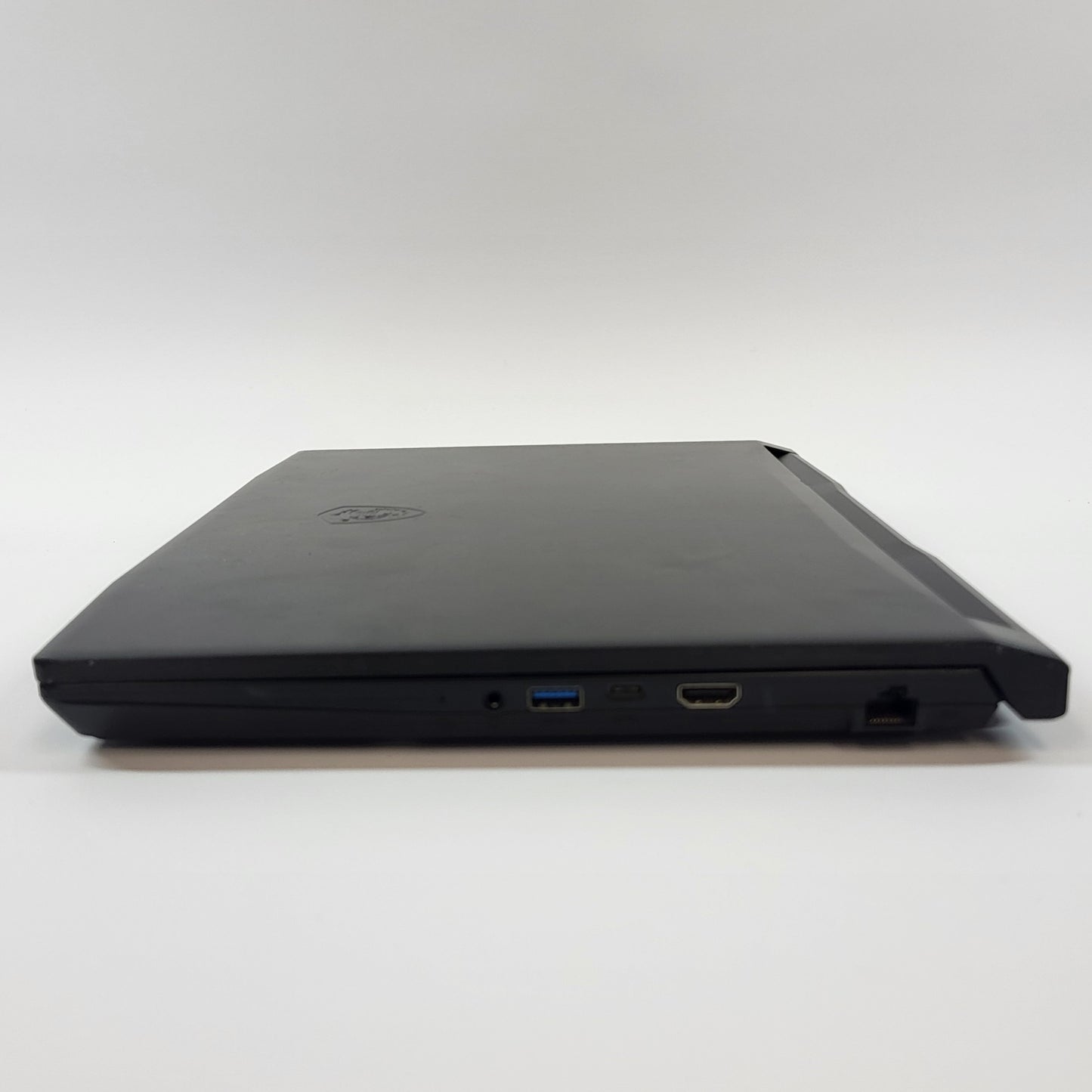 MSI Katana GF66 11UD 15.6" i7-11800H 2.3GHz 16GBRAM 512GBSSD GeForce RTX 3050 Ti