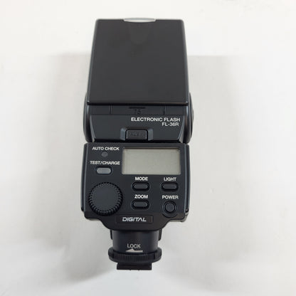 Olympus E-510 10.0MP Micro Four Thirds 4/3 Mount Digital Camera Bundle READ