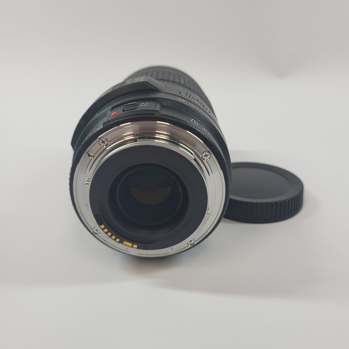 Canon EF Ultrasonic 70-300mm f/1.4-5.6 IS USM Auto & Manual Lens