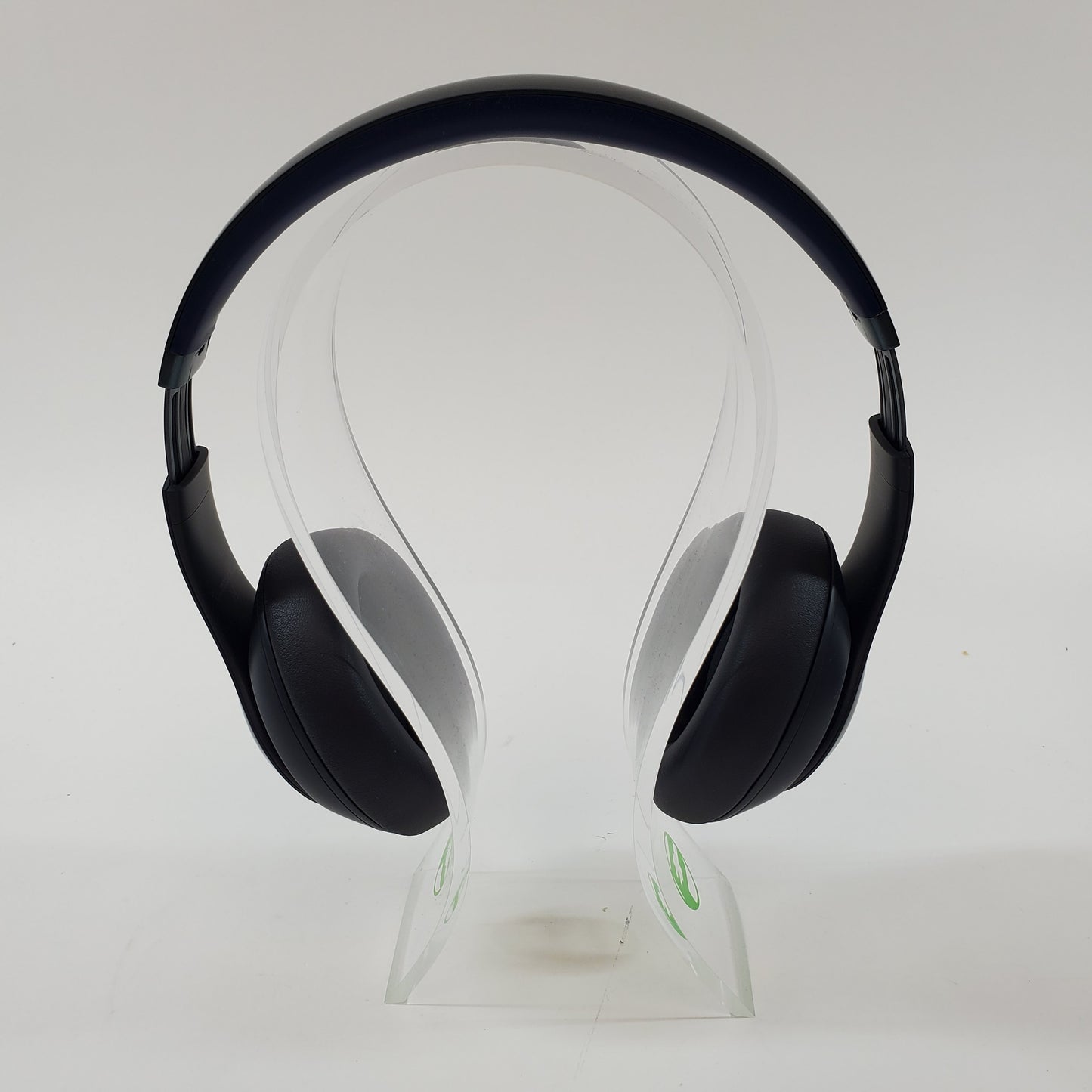 Beats Studio Pro Wireless Over-Ear Bluetooth Headphones Dark Blue MQTR3LL/A