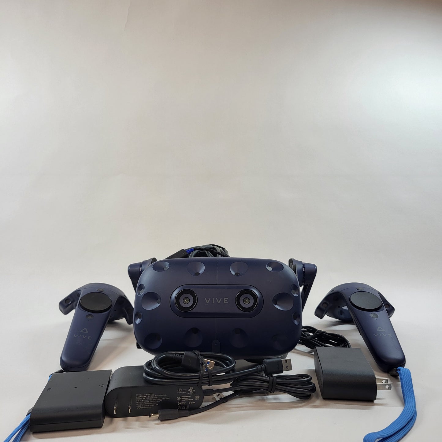 HTC Vive Pro Full Kit VR System 99HASZ006-00