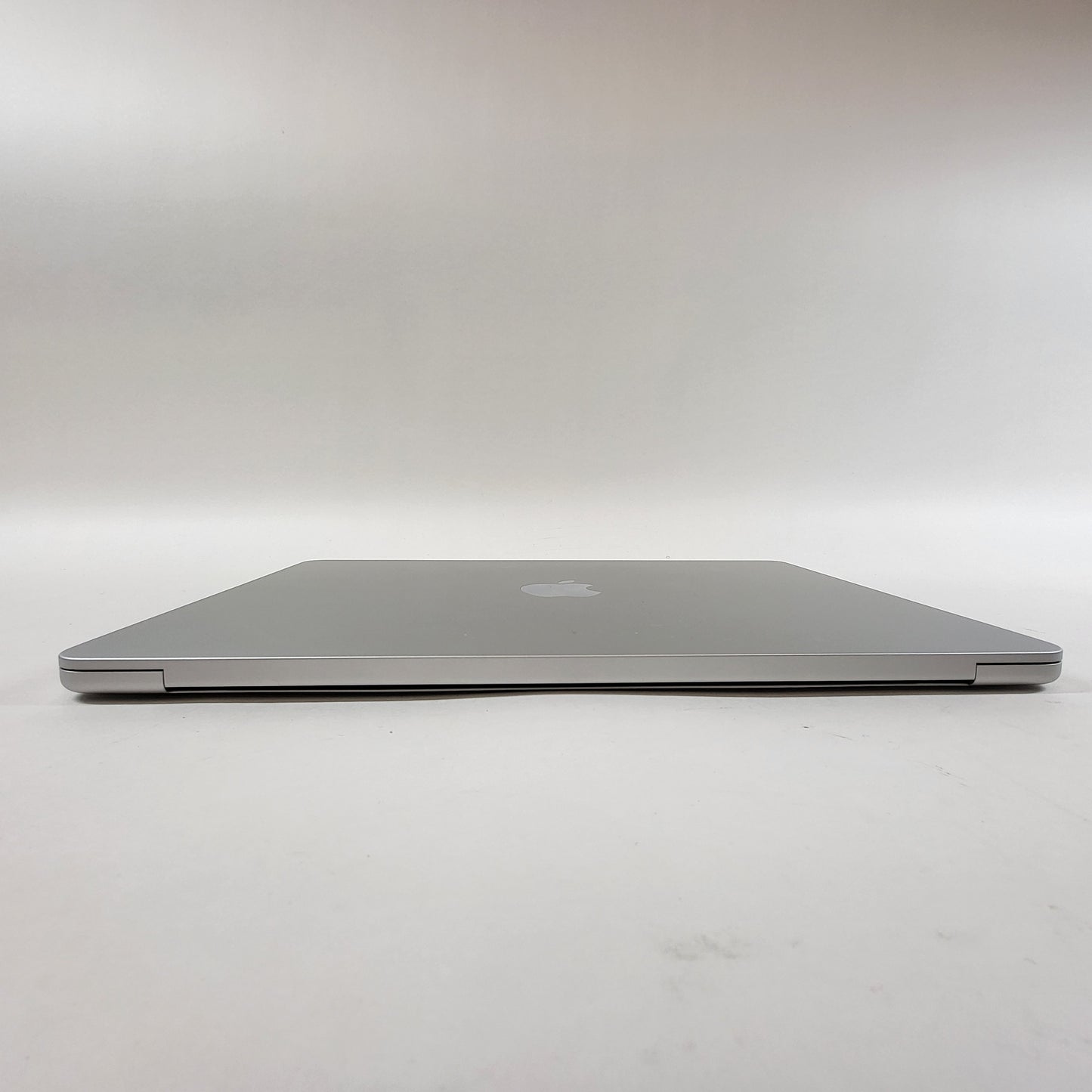 2025 Apple MacBook Air 13.6" M4 8C GPU 4.5GHz 16GB RAM 256GB SSD A3240