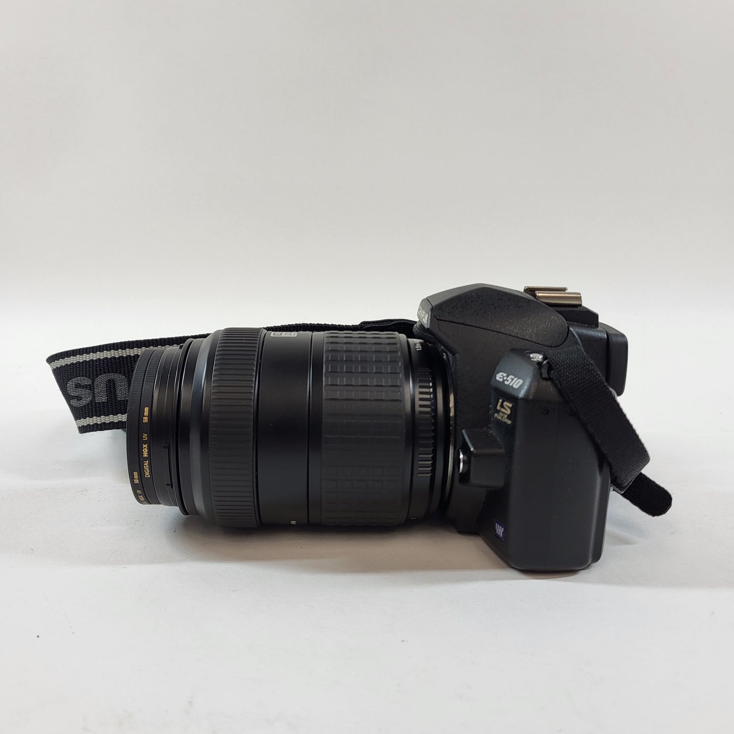Olympus E-510 10.0MP Micro Four Thirds 4/3 Mount Digital Camera Bundle READ
