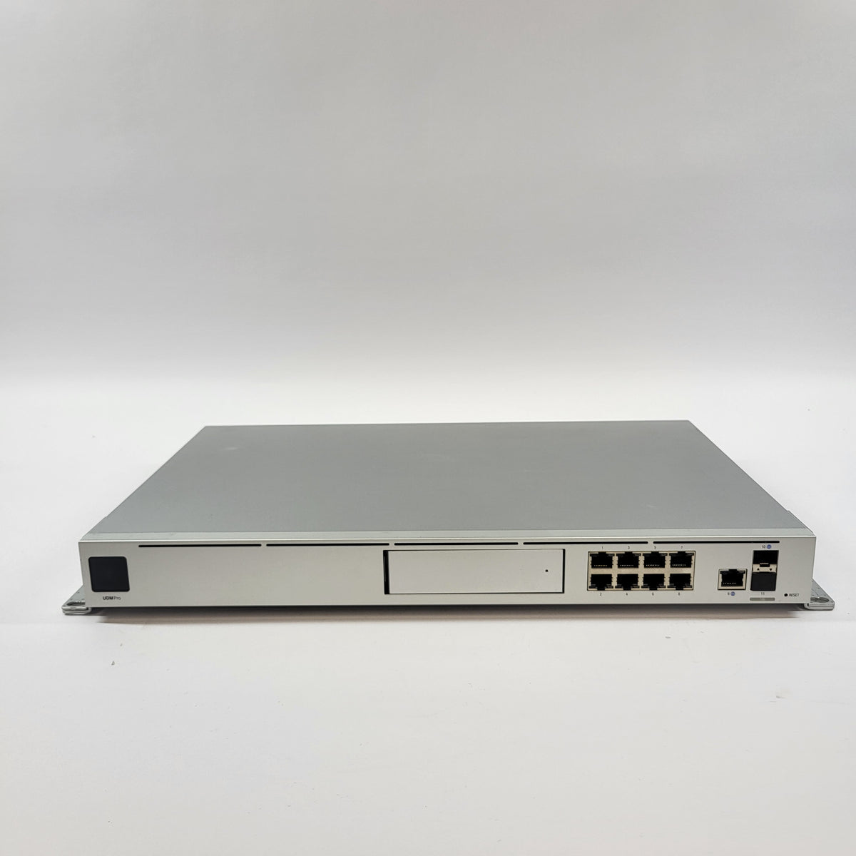 UniFi Dream Machine Pro 11-Port Security Gateway UDM-PRO
