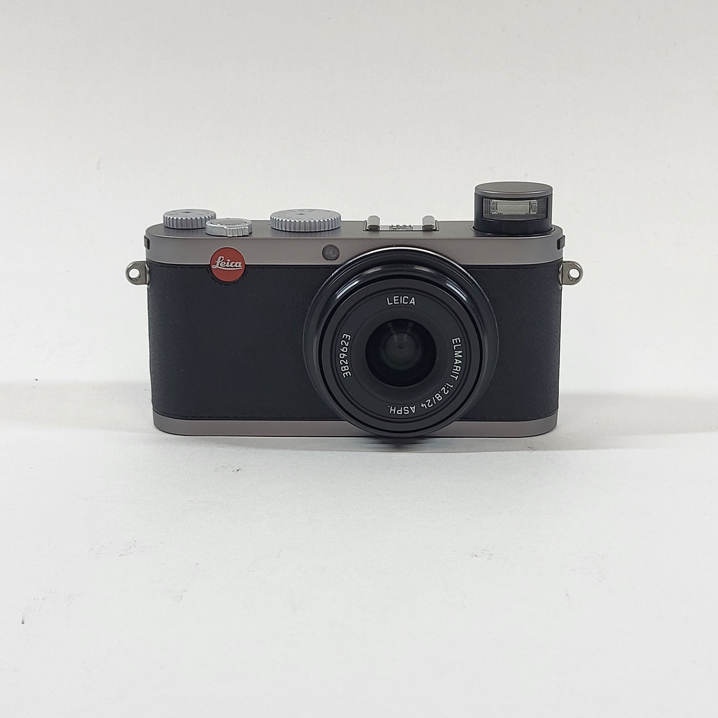 Leica X1 12.2MP Digital Camera READ