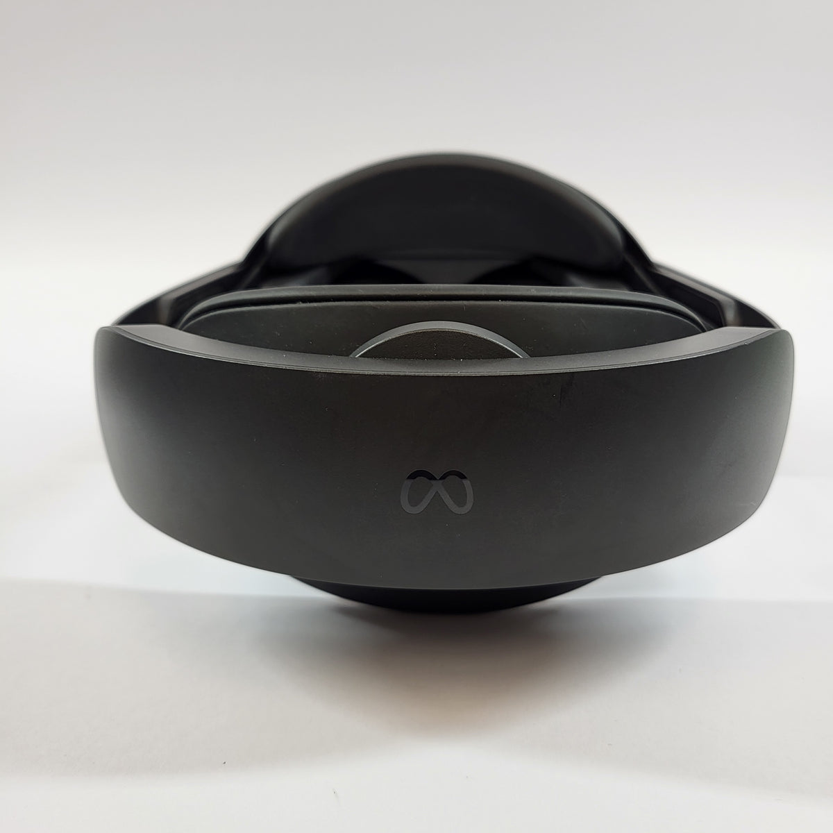 Meta Quest Pro 256GB Standalone All-in-One VR Headset DK94EC