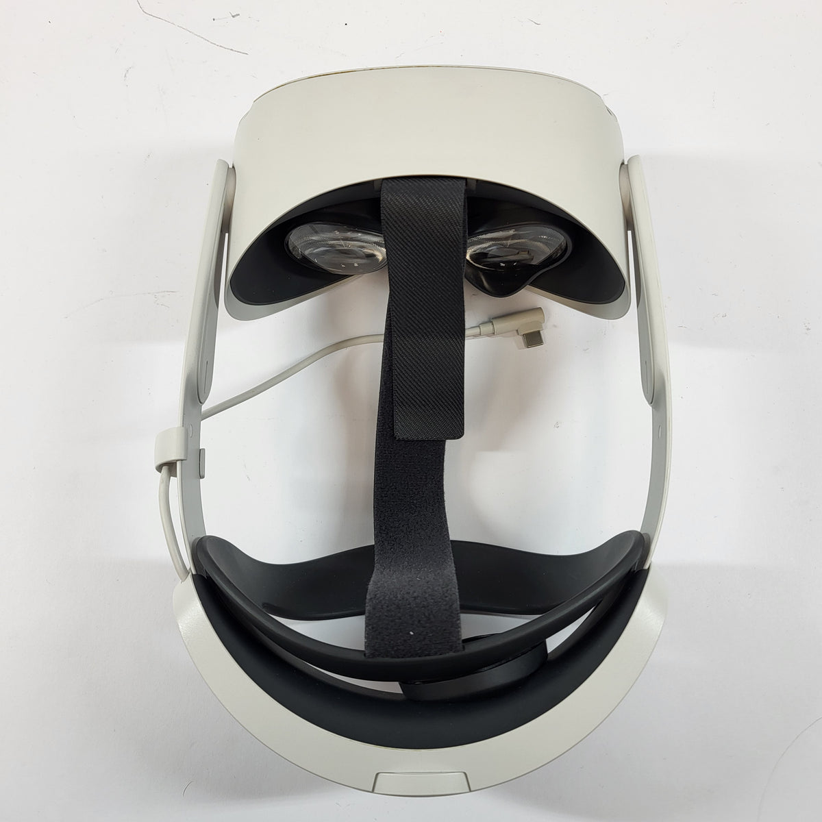 Oculus Quest 2 64GB Standalone All-in-One VR Headset KW49CM