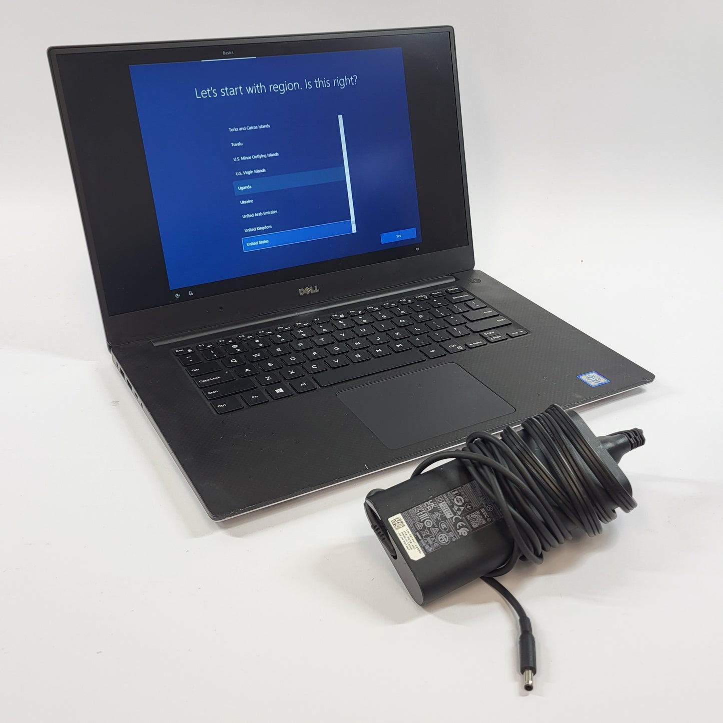 Dell XPS 9550 15.6" i7-6700HQ 2.6GHz 8GB RAM 256GB SSD GeForce GTX 960M