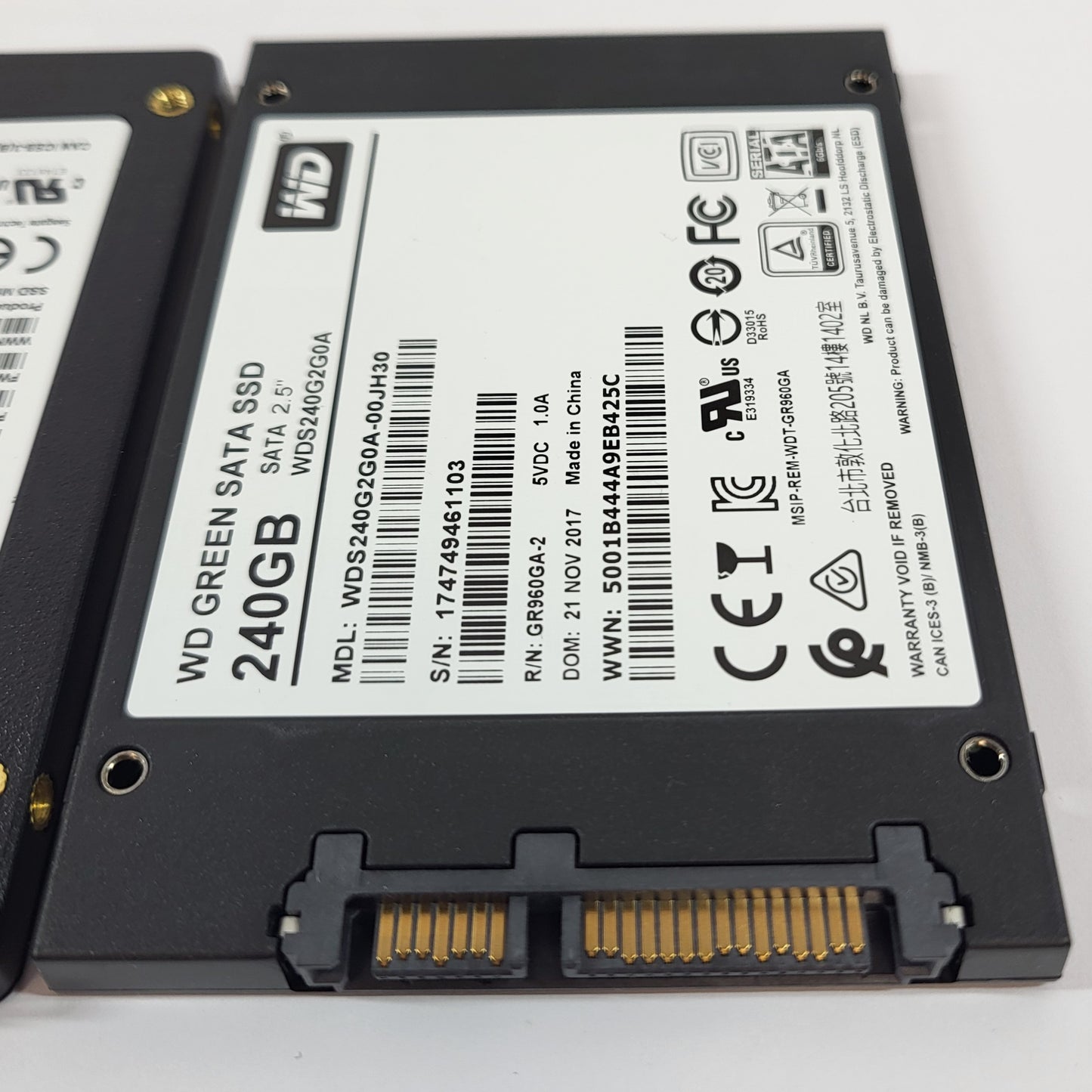 LOT Of 3 2.5" 240GB SATA III 6Gbps SSD WD Green Kingston MAXOR Z1