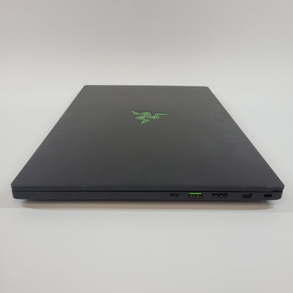 Razer Blade 15 RZ09-02386 15.6" i7-8750H 2.2GHz 16GB RAM 512GB SSD GeForce GTX 1070 Max-Q READ