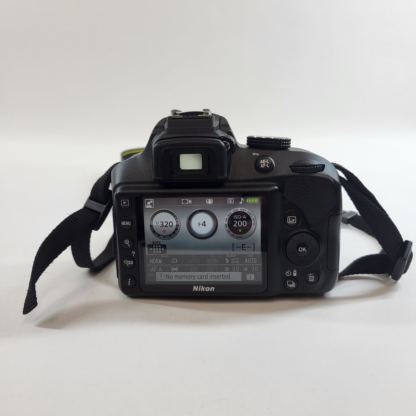 Nikon D3400 24MP Digital SLR DSLR Camera 4509 Shutter Count