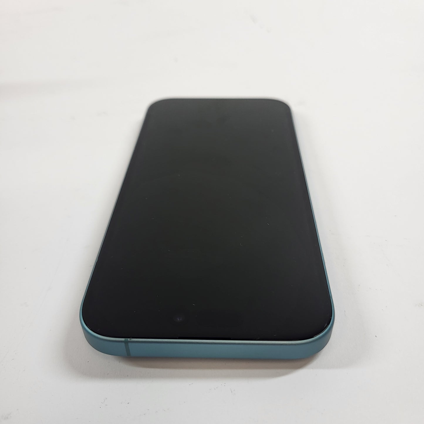 Factory Unlocked Apple iPhone 16 256GB Teal MYD23LL/A