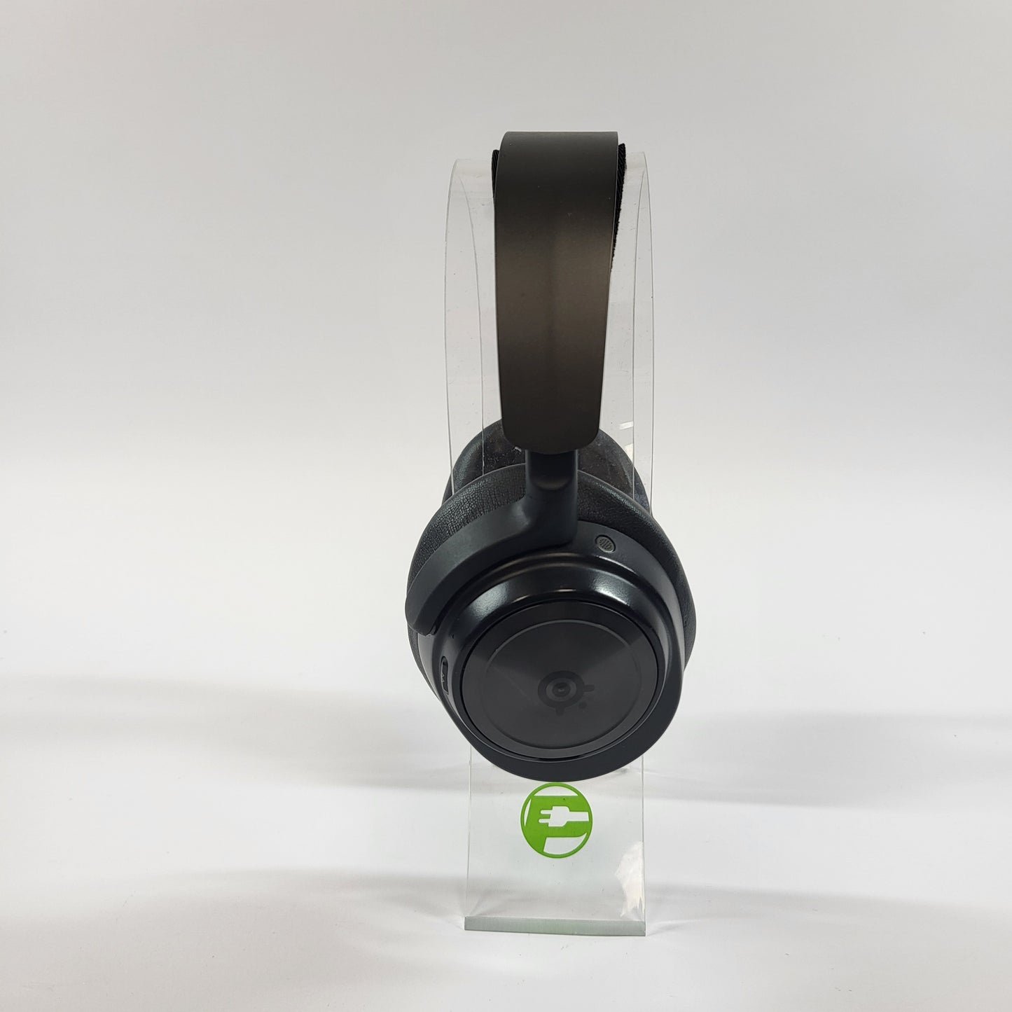 SteelSeries Arctis Nova Pro Wireless Over Ear Gaming Headset Black 61473