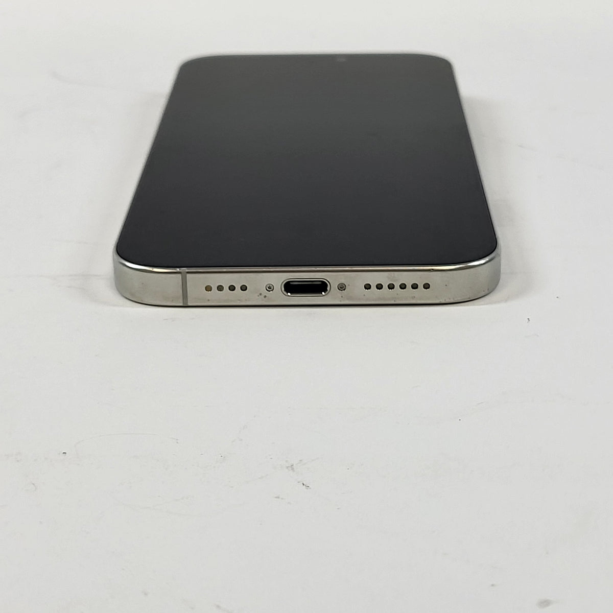 Unlocked Apple iPhone 16 Pro Max 512GB 26.1 White Titanium MYW83LL/A