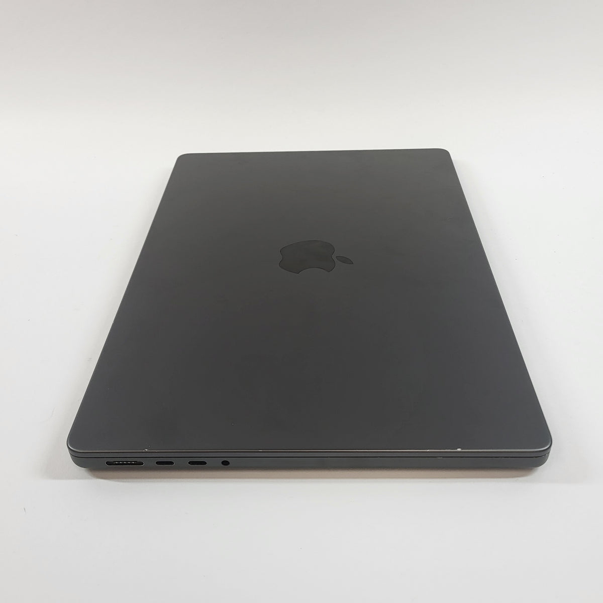 2026 Apple MacBook Pro 14" M5 10C GPU 4.6GHz 24GB RAM 1TB SSD MDE34LL/A