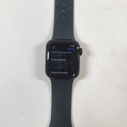 Unlocked Apple Watch SE 2nd Gen 40MM Midnight Aluminum Black Sport Band 