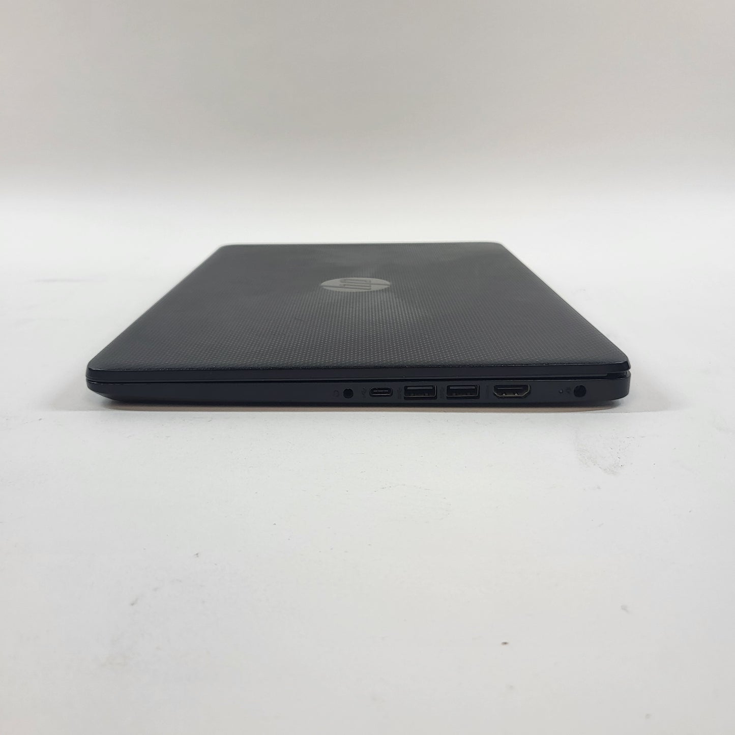 HP Blacktop 14-FQ0XXX 14" AMD 3050U 2.3GHz 4GB RAM 128GB SSD