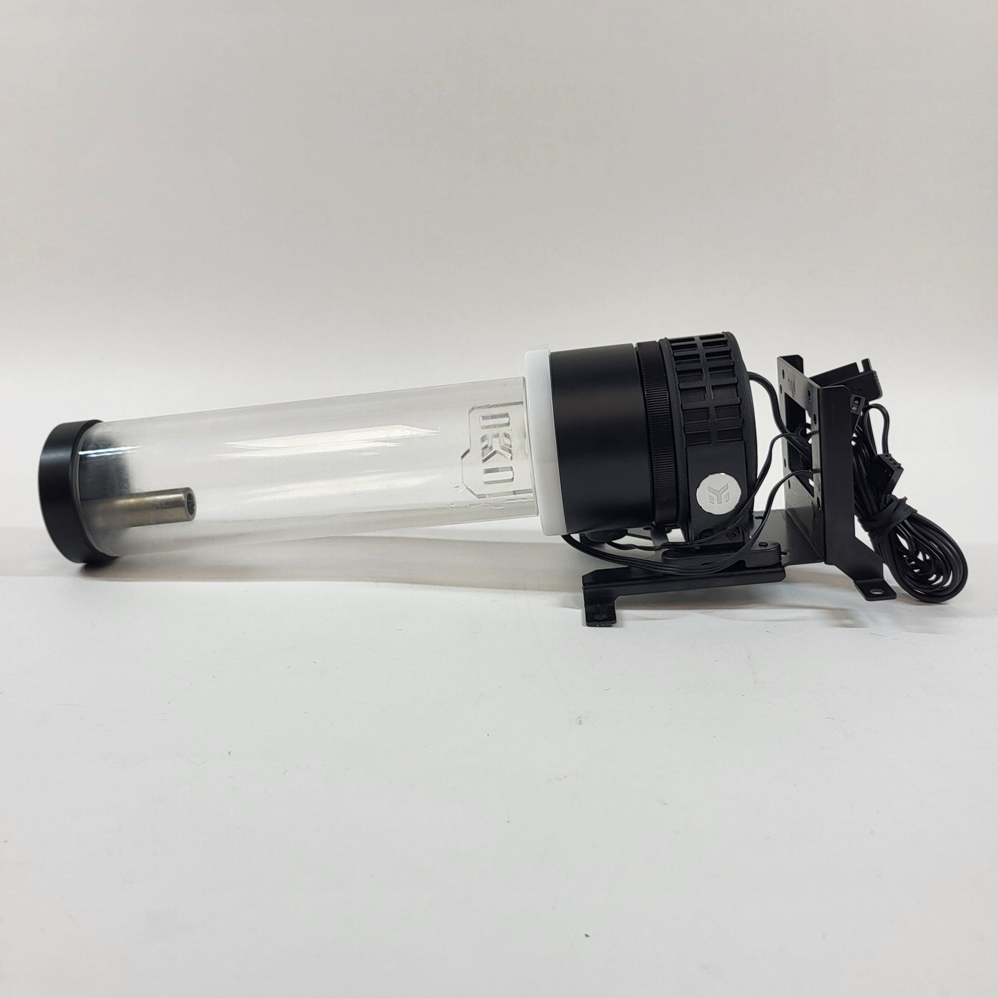 EKWB EK-Quantum Kinetic TBE 300 D5 PWM Pump-Reservoir Combo D-RGB Acetal