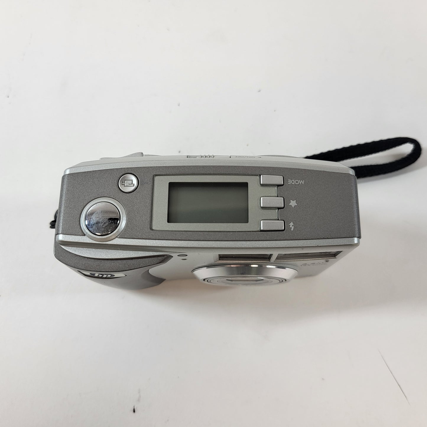 HP Photosmart 735 Q2209A 3.2 MP Compact Digital Camera
