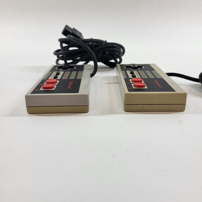 Nintendo NES Original Controller x2 NES-004 Gray