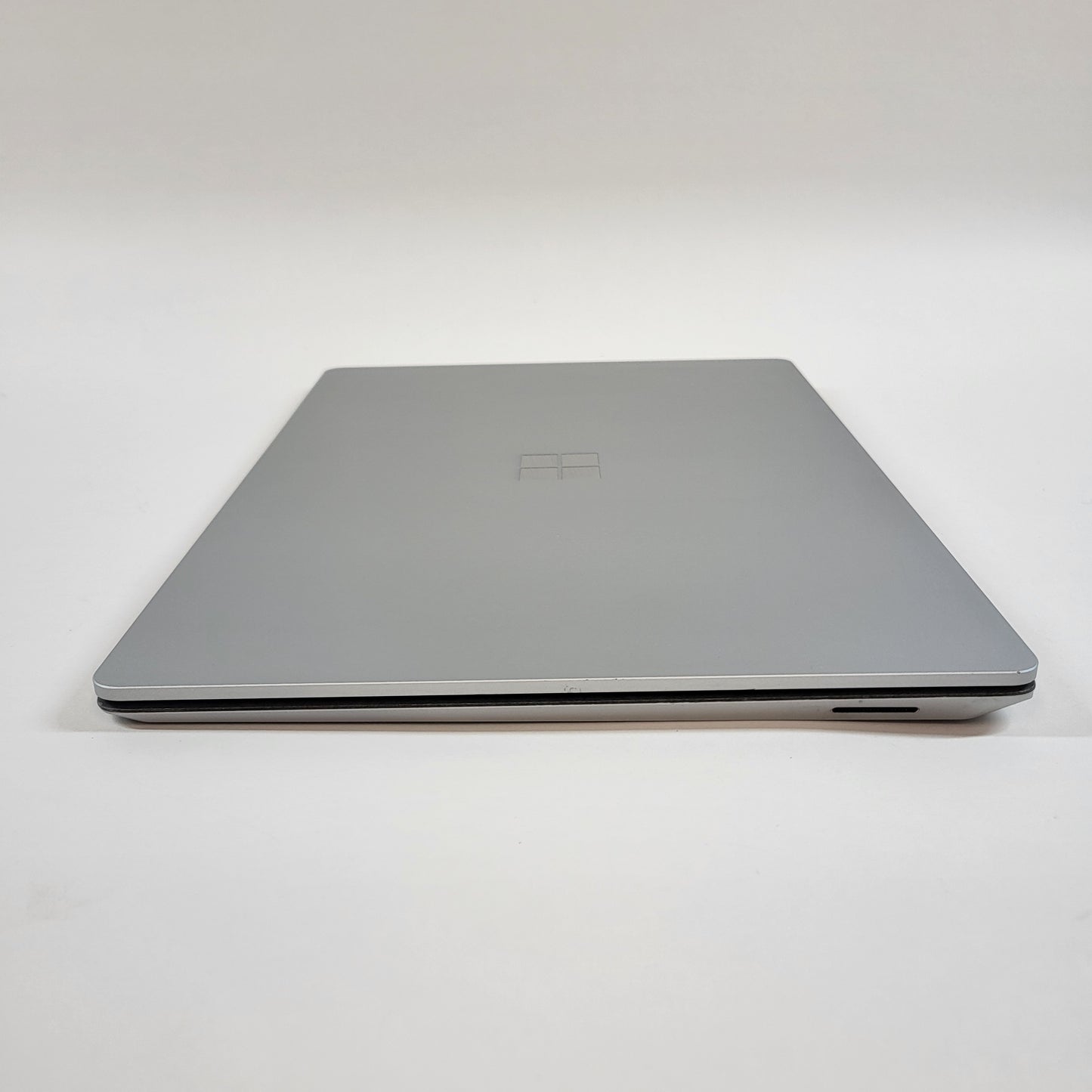 Microsoft Surface Laptop 4 1950 13.5" i5-1135G7 2.4GHz 16GB RAM 512GB SSD