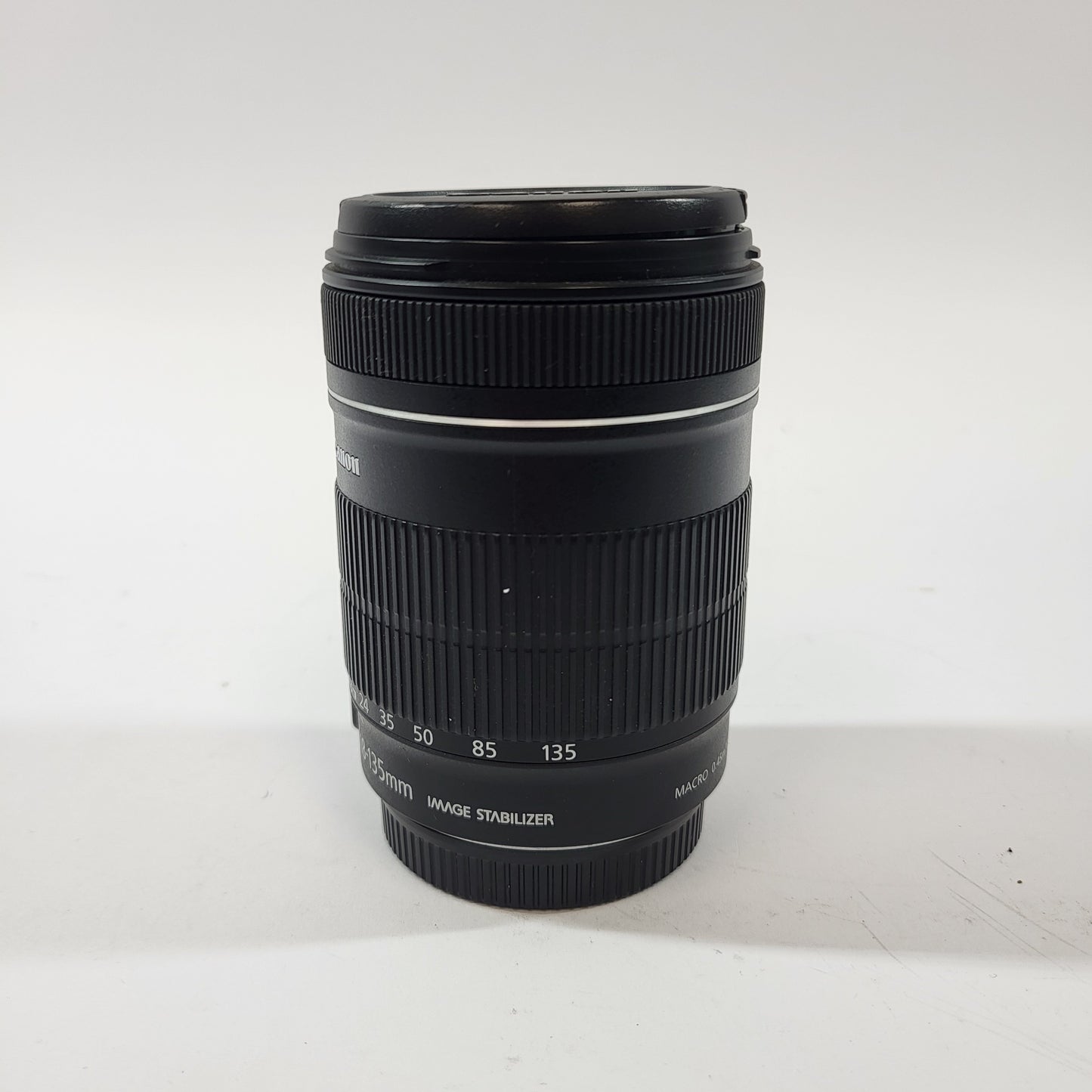 Canon EF-S Macro 18-135mm f/3.5-5.6 IS USM Auto & Manual Lens