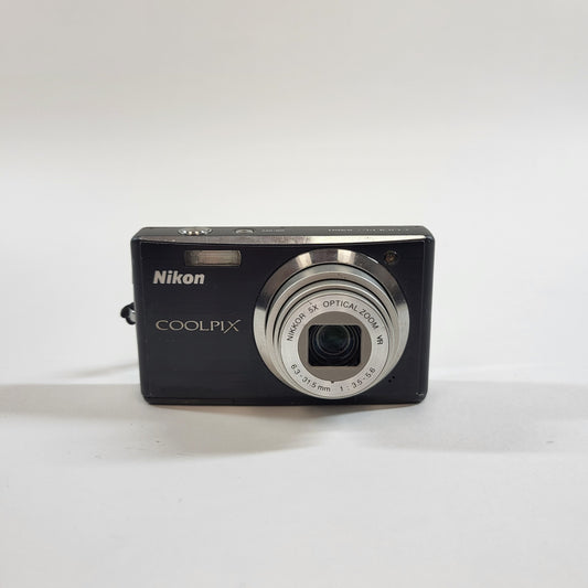 Nikon COOLPIX S560 10.0MP Digital Point And Shoot Camera READ