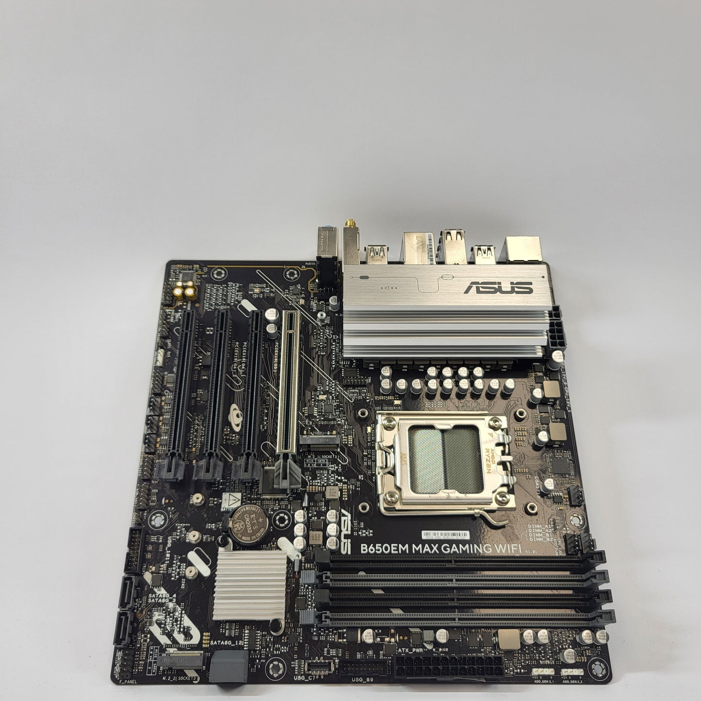 Asus B650EM MAX GAMING WIFI AM5 microATX AMD DDR5 Motherboard