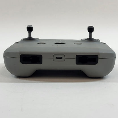 DJI Mavic 3 4K Quadcopter Camera Drone L2A Fly More Combo