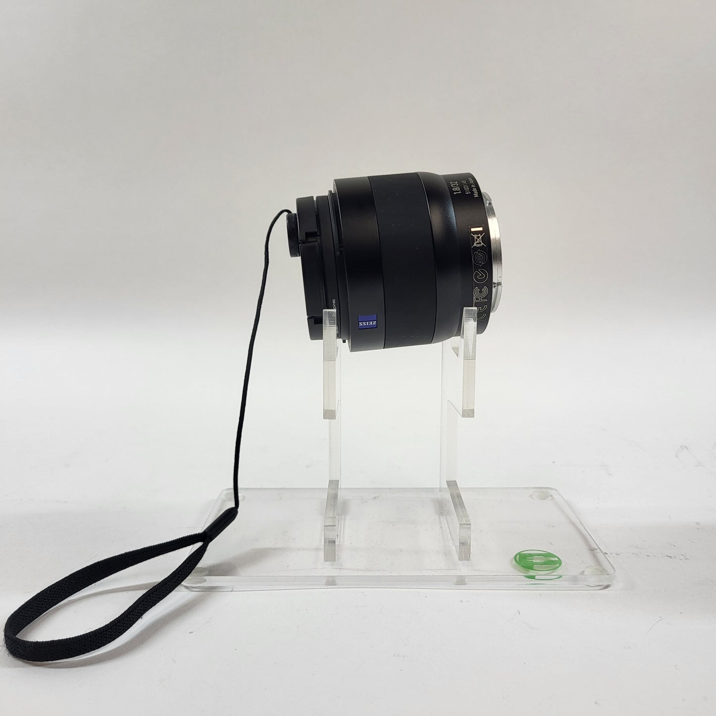 Zeiss 32mm f/1.8 32mm f/1.8 For Sony E-Mount Auto & Manual Lens