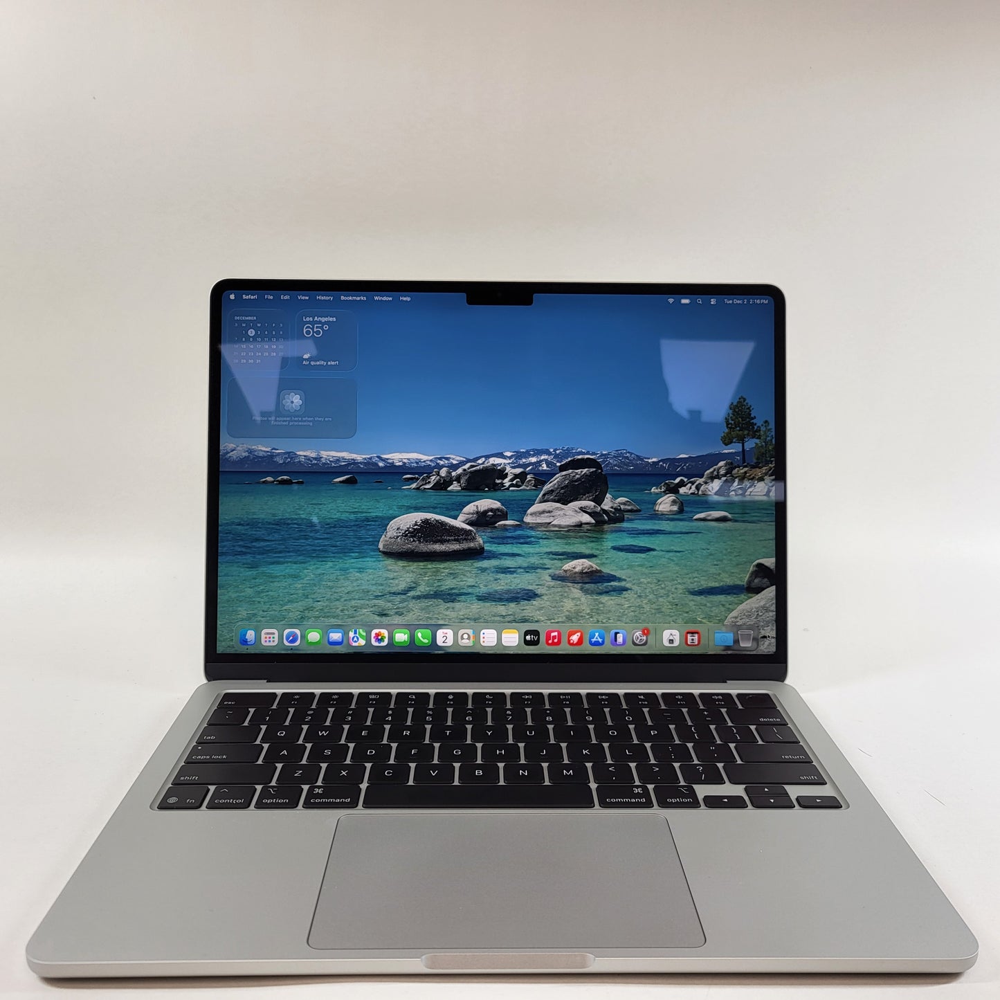 2025 Apple MacBook Air 13.6" M4 8C GPU 4.5GHz 16GB RAM 256GB SSD A3240