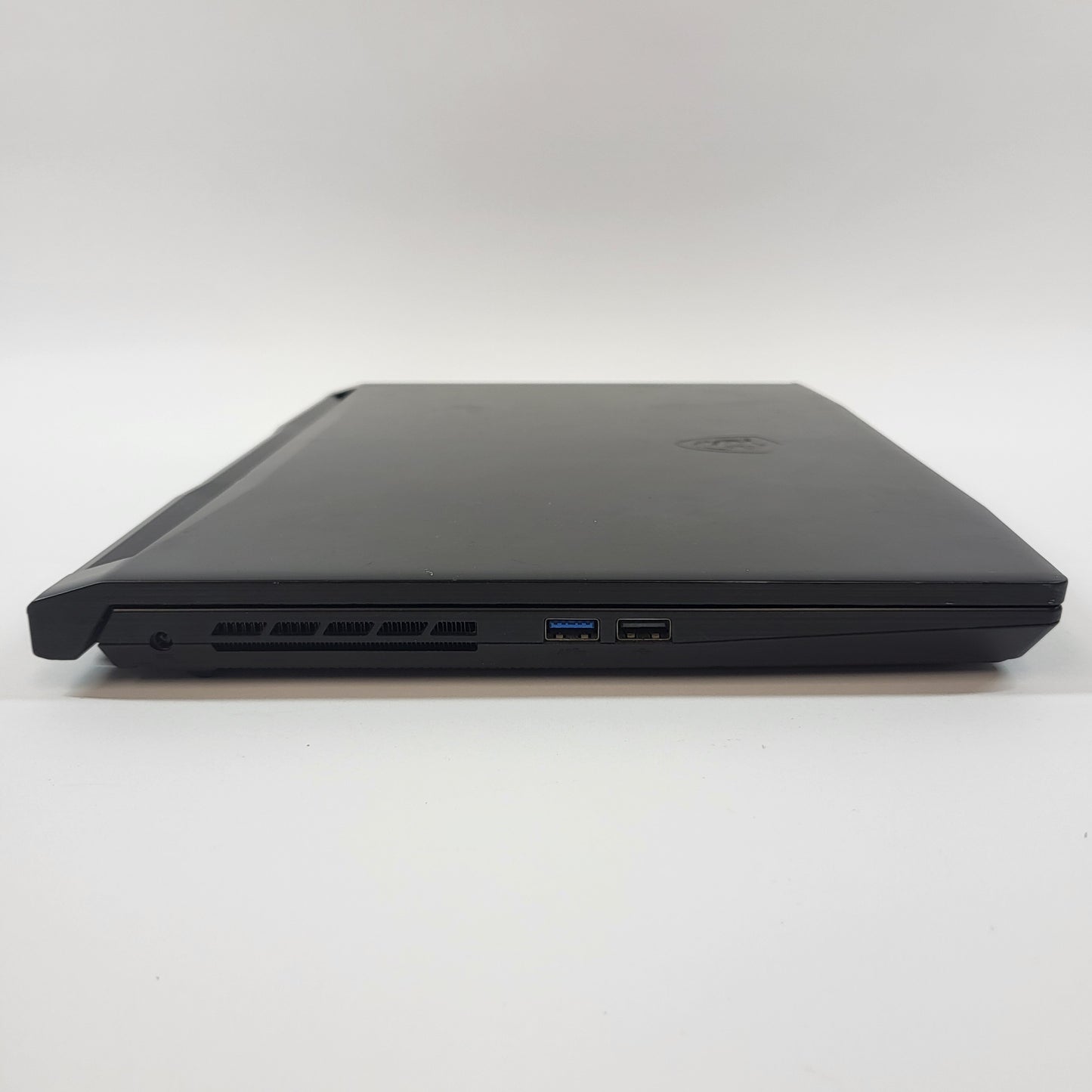 MSI Katana GF66 11UD 15.6" i7-11800H 2.3GHz 16GBRAM 512GBSSD GeForce RTX 3050 Ti