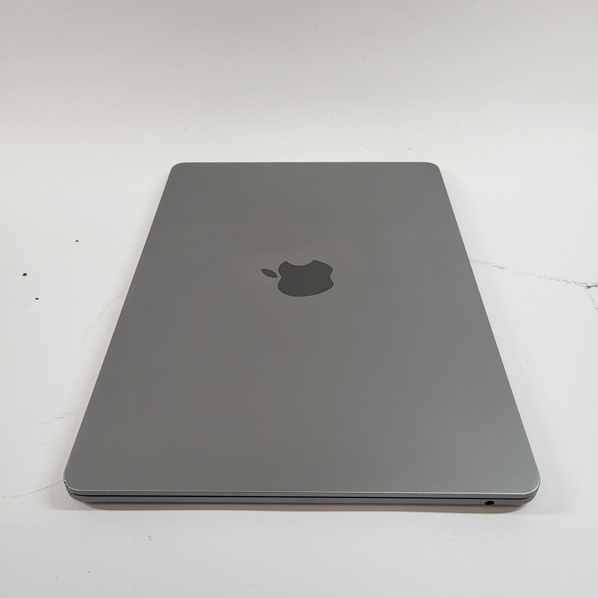 2022 Apple MacBook Air 13.6" M2 10C GPU 3.5GHz 16GB RAM 1TB SSD A2681