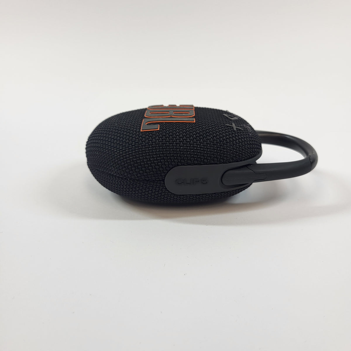 JBL Clip 5 Portable Waterproof Bluetooth Speaker Black CLIP5D