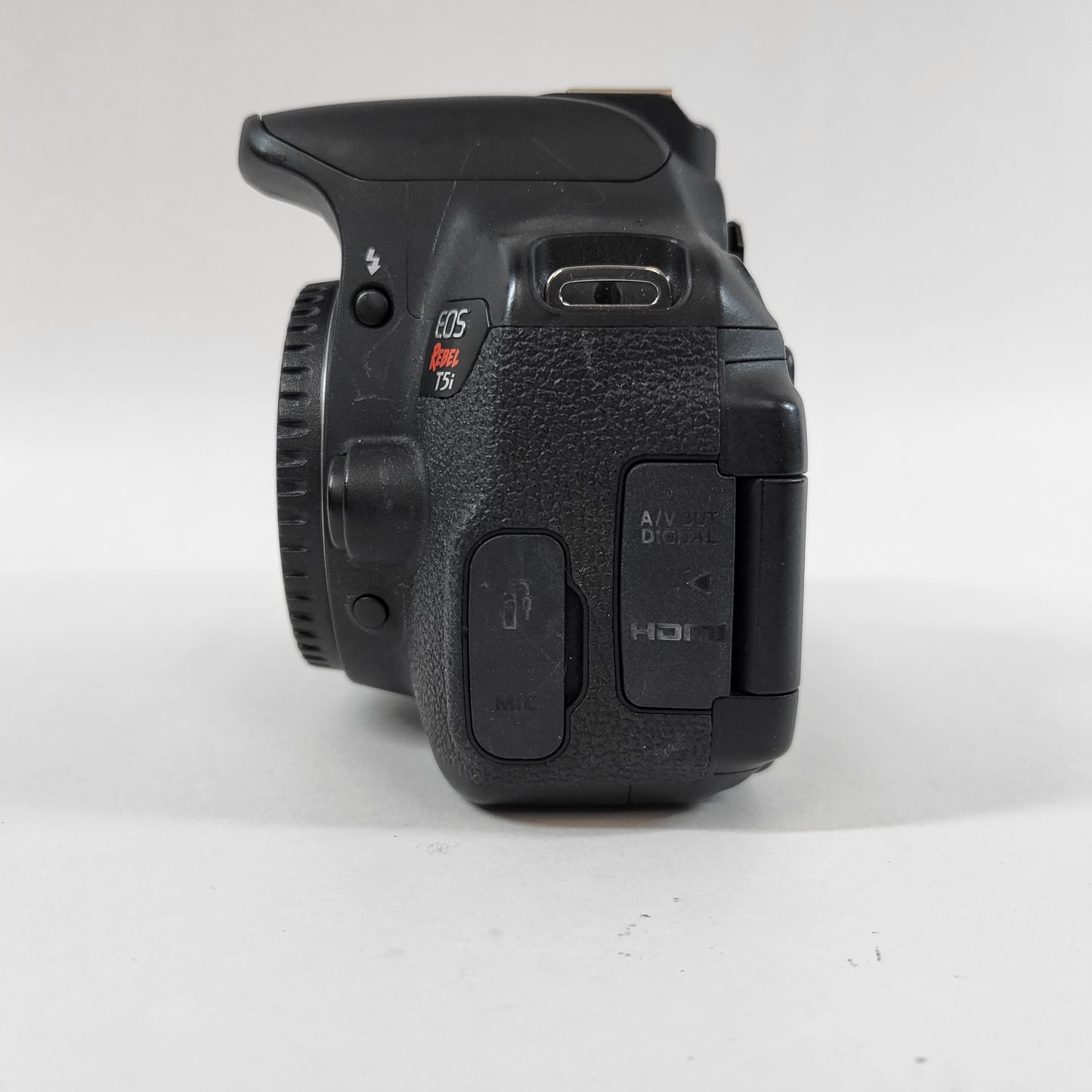 Canon EOS Rebel T5i 18.0MP Digital SLR DSLR Camera