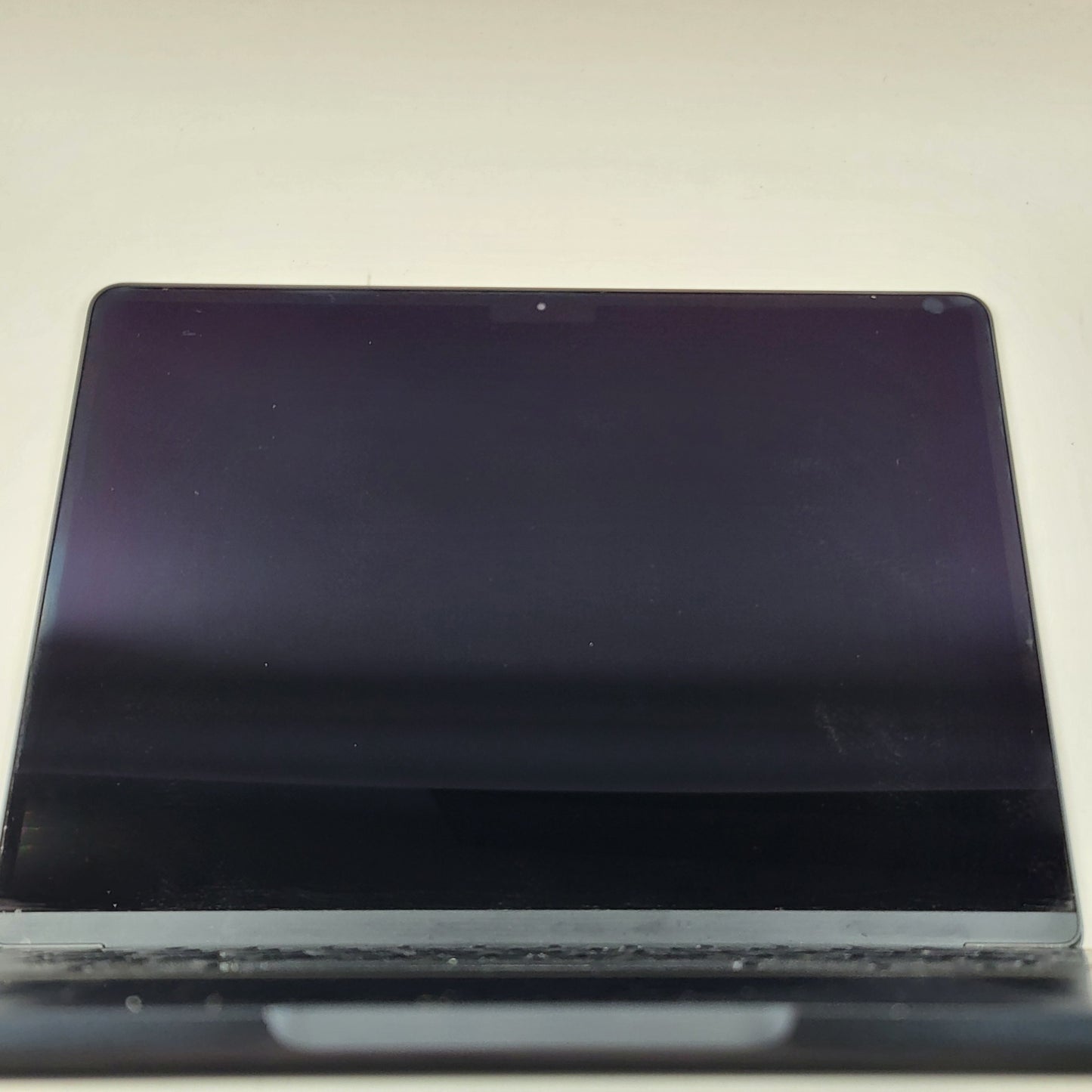 2024 Apple MacBook Air 13.6" M3 8C GPU 4.0GHz 8GB RAM 256GB SSD A3113