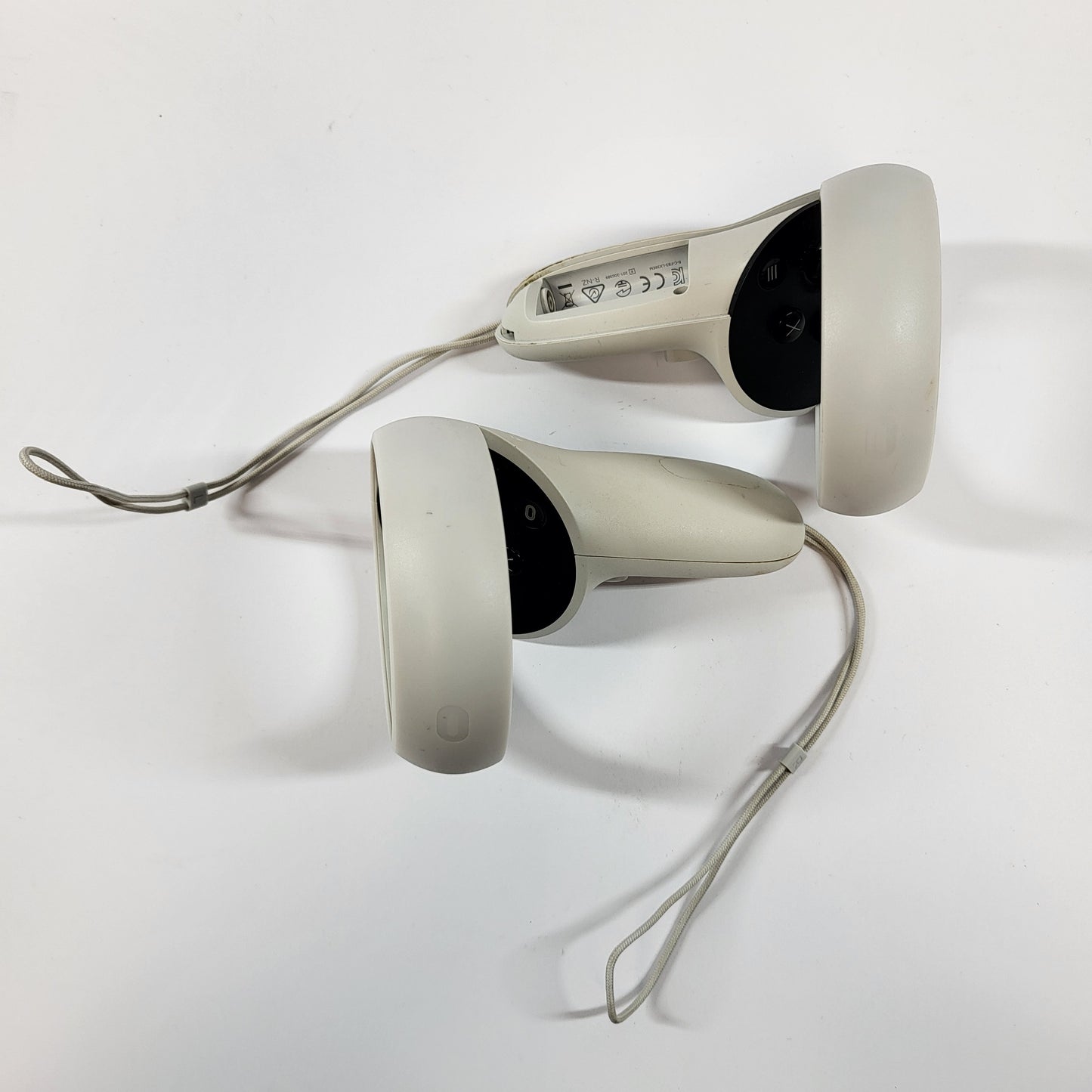 Meta Quest 2 128GB Standalone All-in-One VR Headset KW49CM