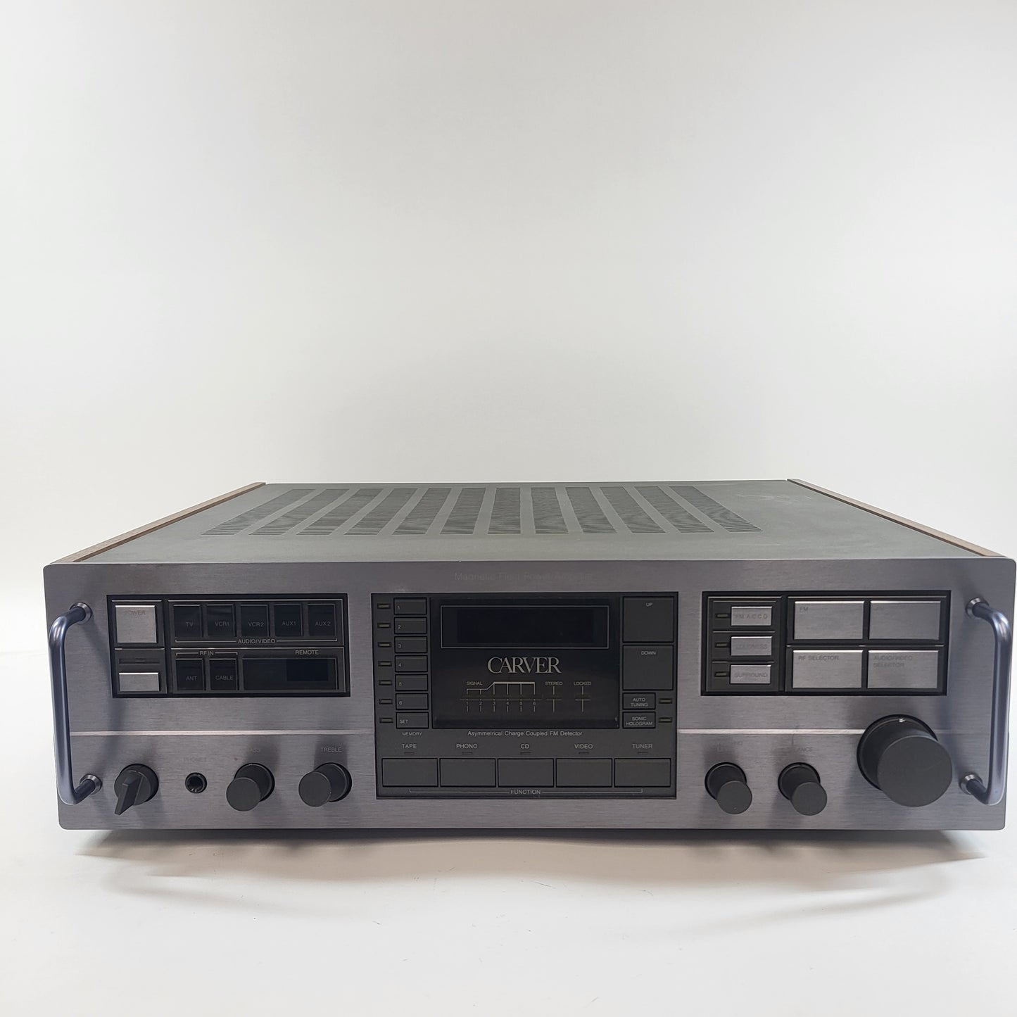 Carver Magnetic Field Amplifier Audio Video Sound Receiver AVR-100 READ