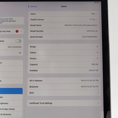 WiFi Only Apple iPad Pro 12.9" 2nd Gen 256GB 17.7.10 Space Gray MP6G2LL/A