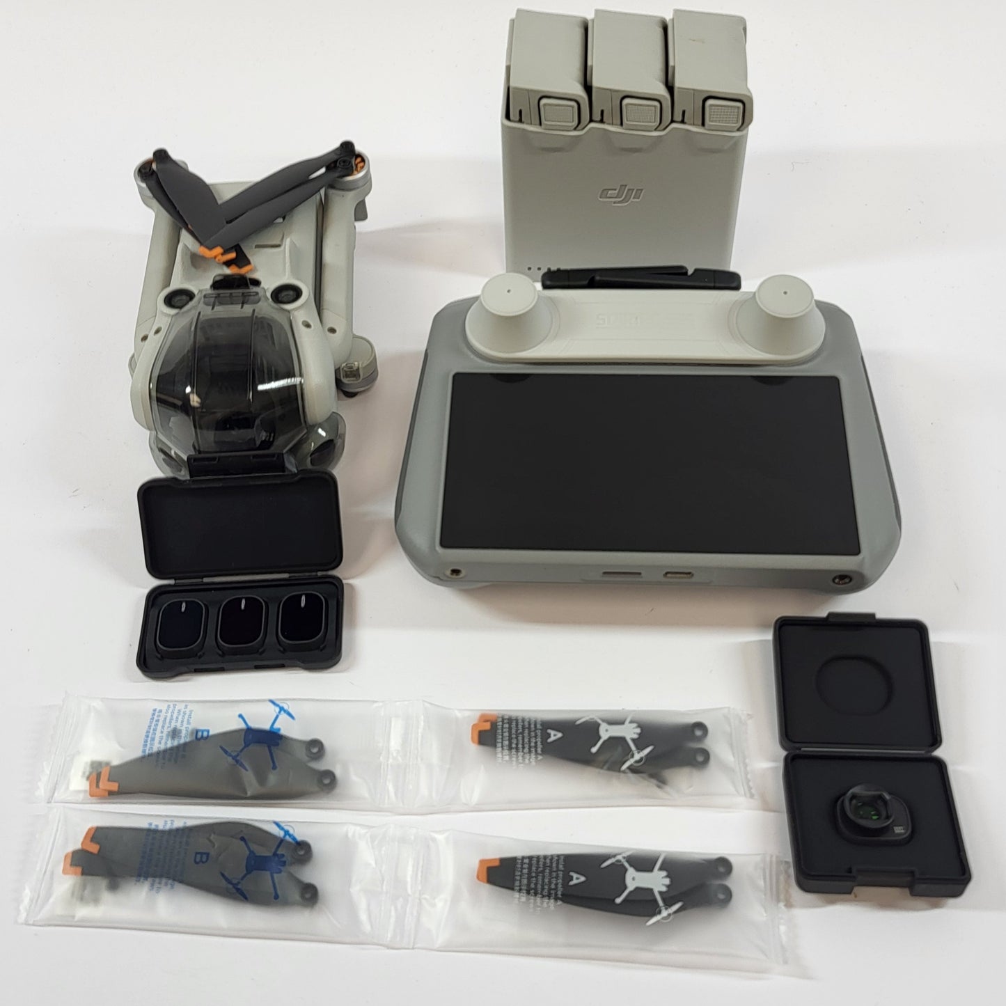 DJI Mini 4 Pro Mini Drone MT4MFVD